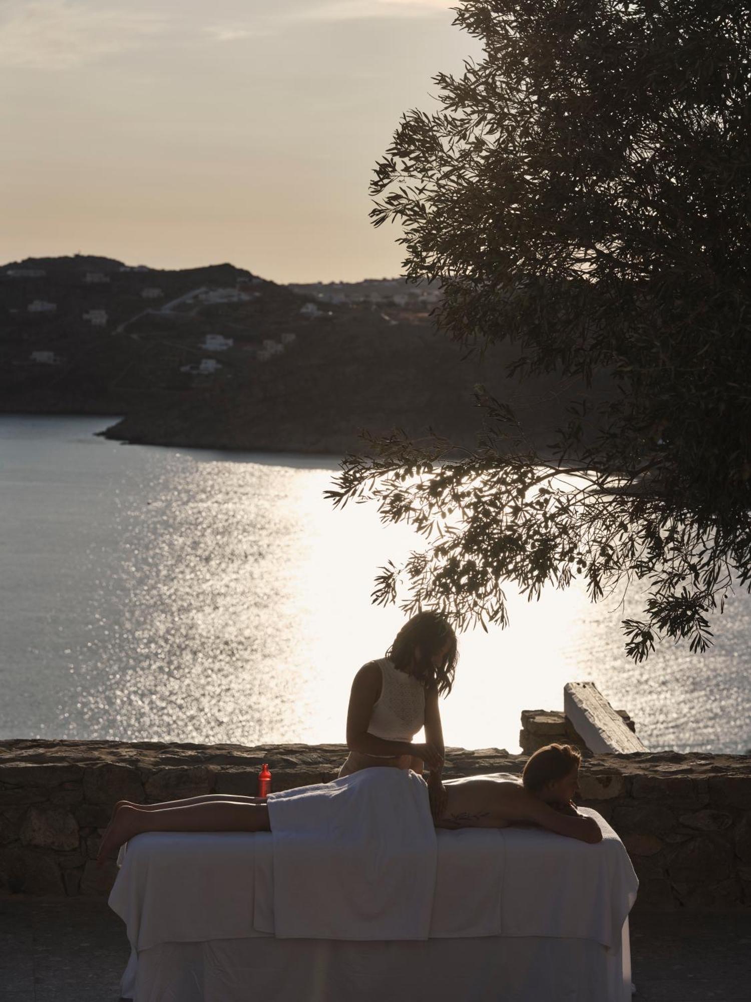 Myconian Avaton, A Member Of Design Hotels Ελιά Εξωτερικό φωτογραφία